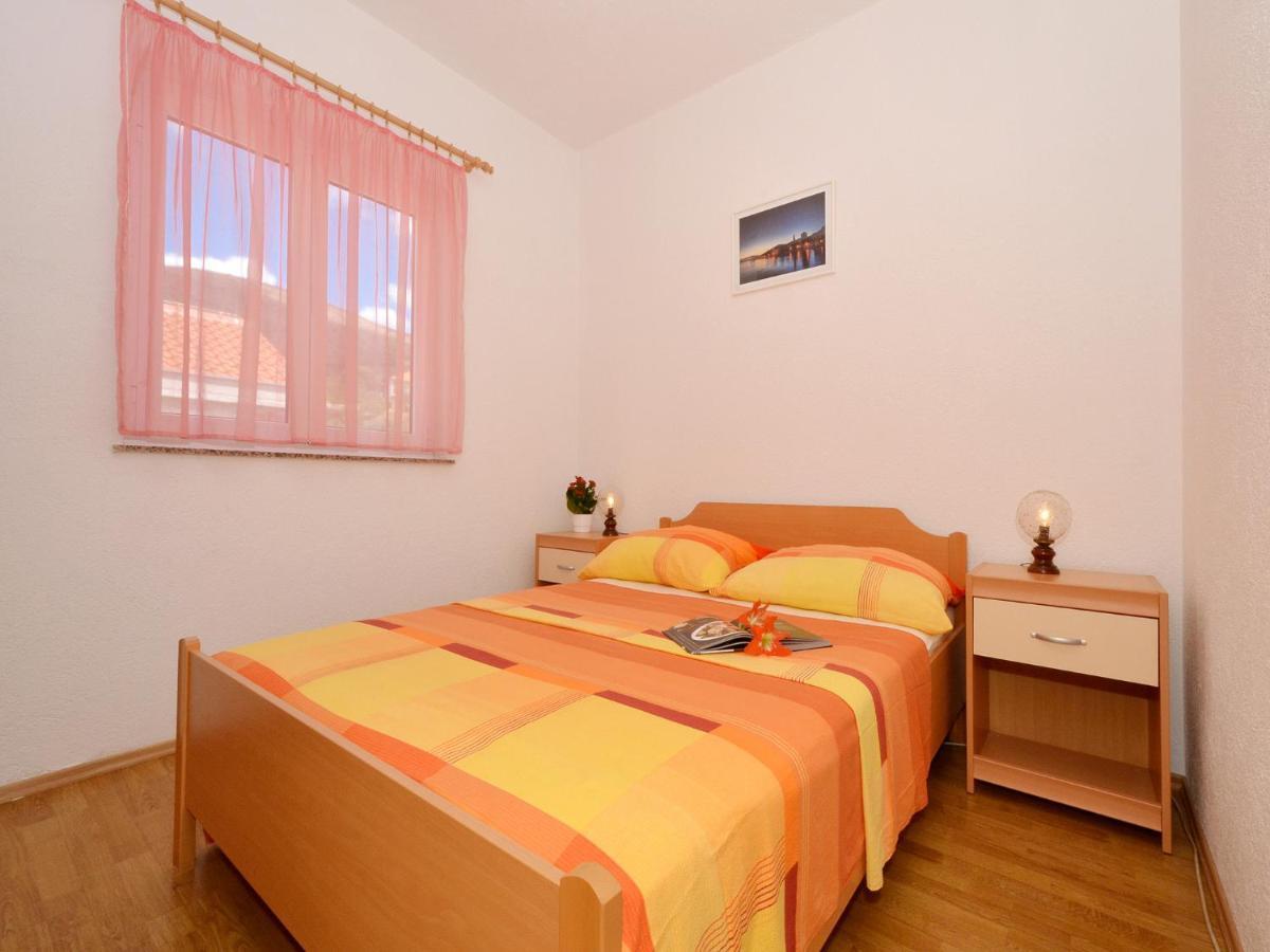 Apartments Zarkovic Трогір Екстер'єр фото